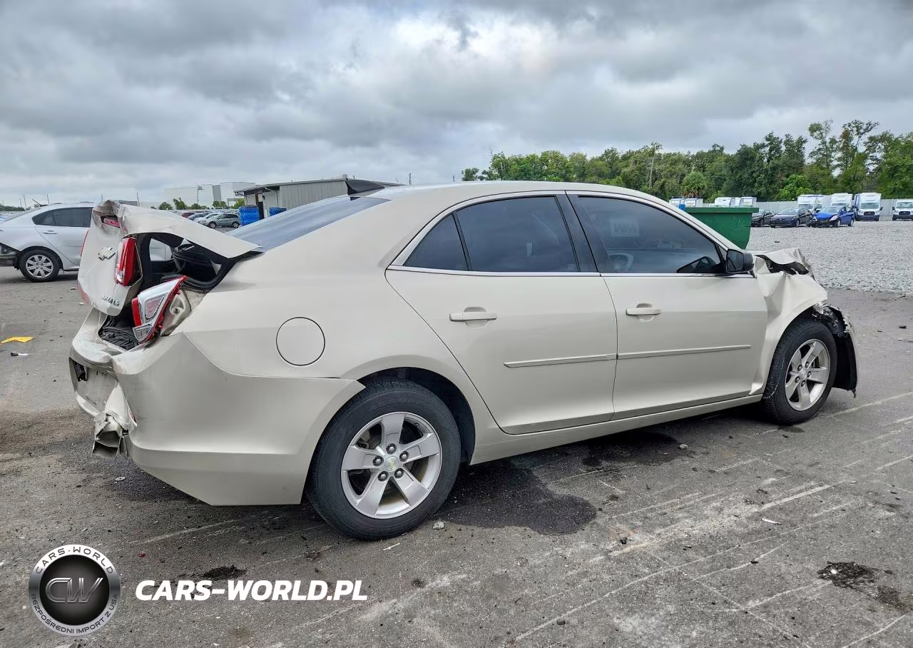 2015 Chevrolet Malibu Ls VIN:1G11B5SL2FF347976 - 3