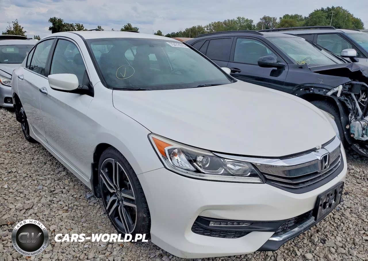 2016 Honda Accord Sport VIN:1HGCR2F52GA027370 - 4