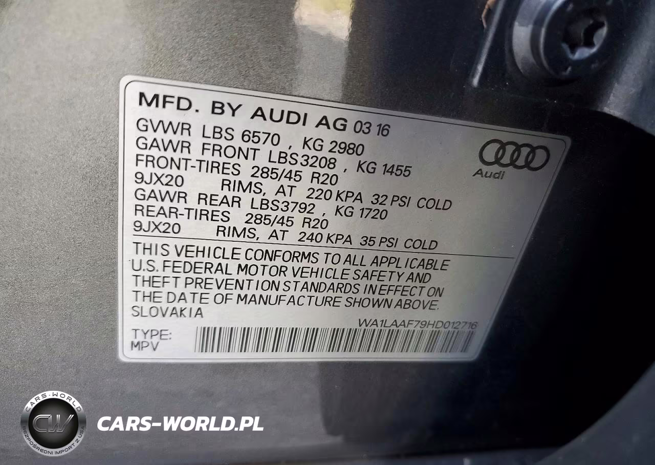 2017 Audi Q7 Premium Plus VIN:WA1LAAF79HD012716 - 12