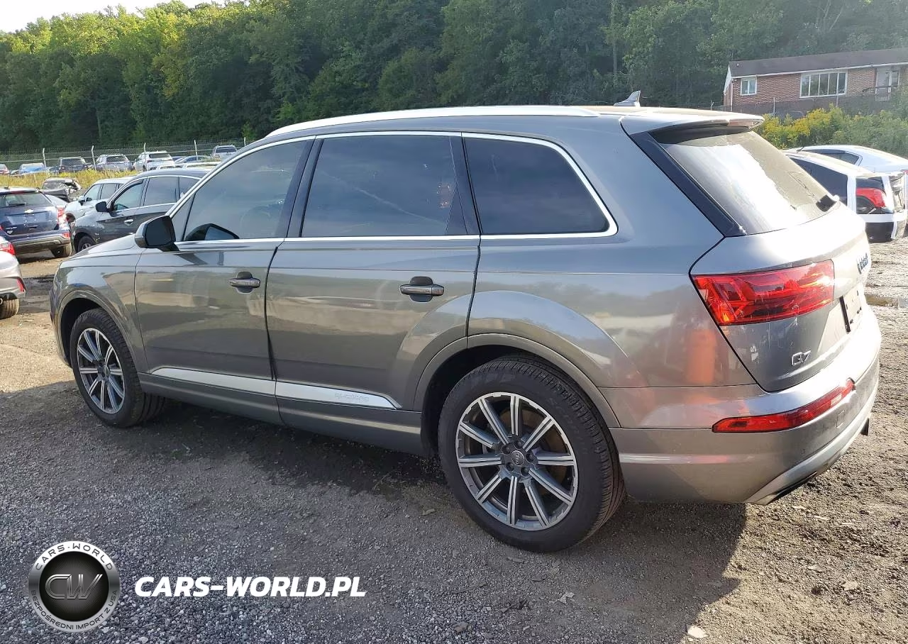 2017 Audi Q7 Premium Plus VIN:WA1LAAF79HD012716 - 2