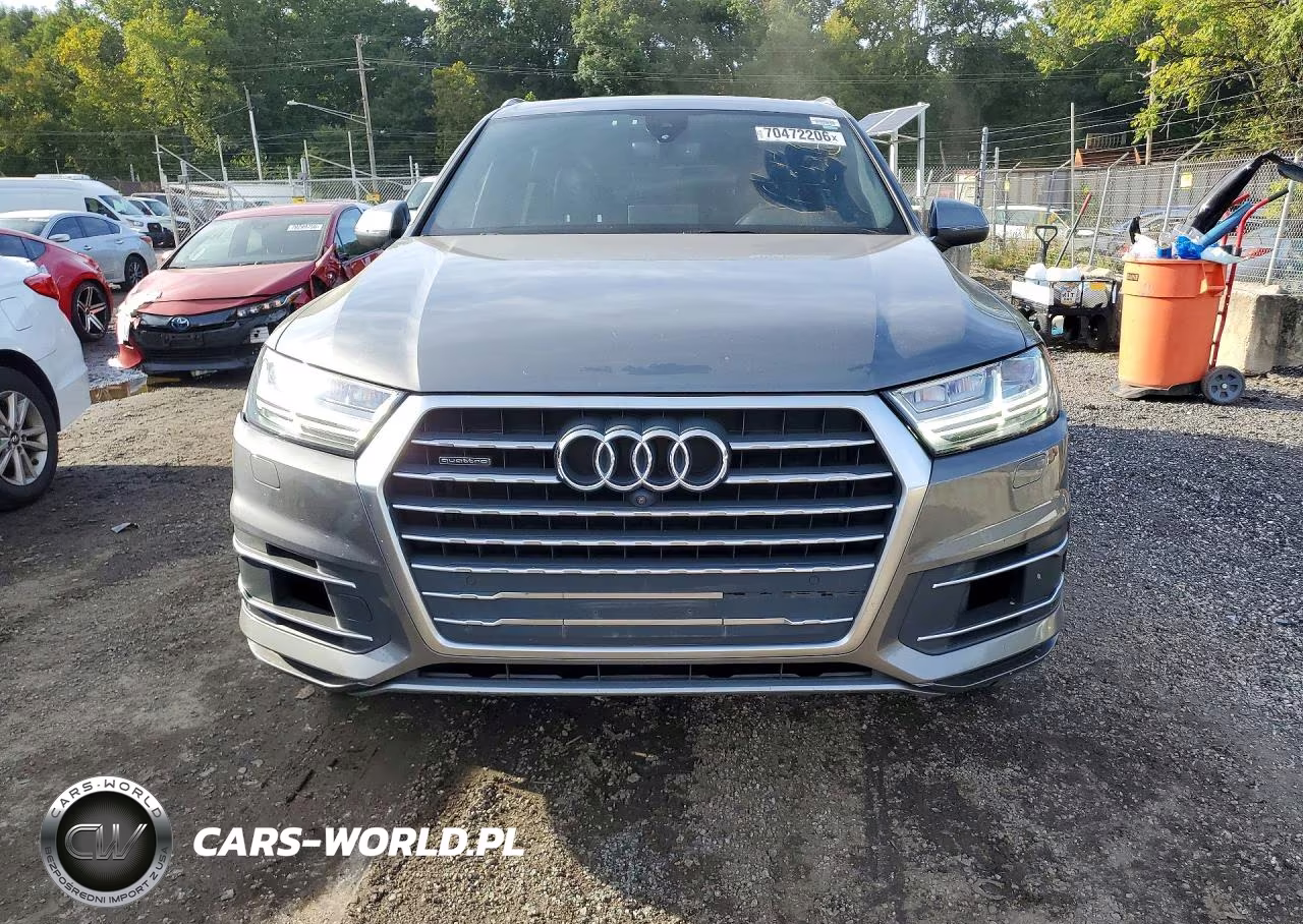 2017 Audi Q7 Premium Plus VIN:WA1LAAF79HD012716 - 5