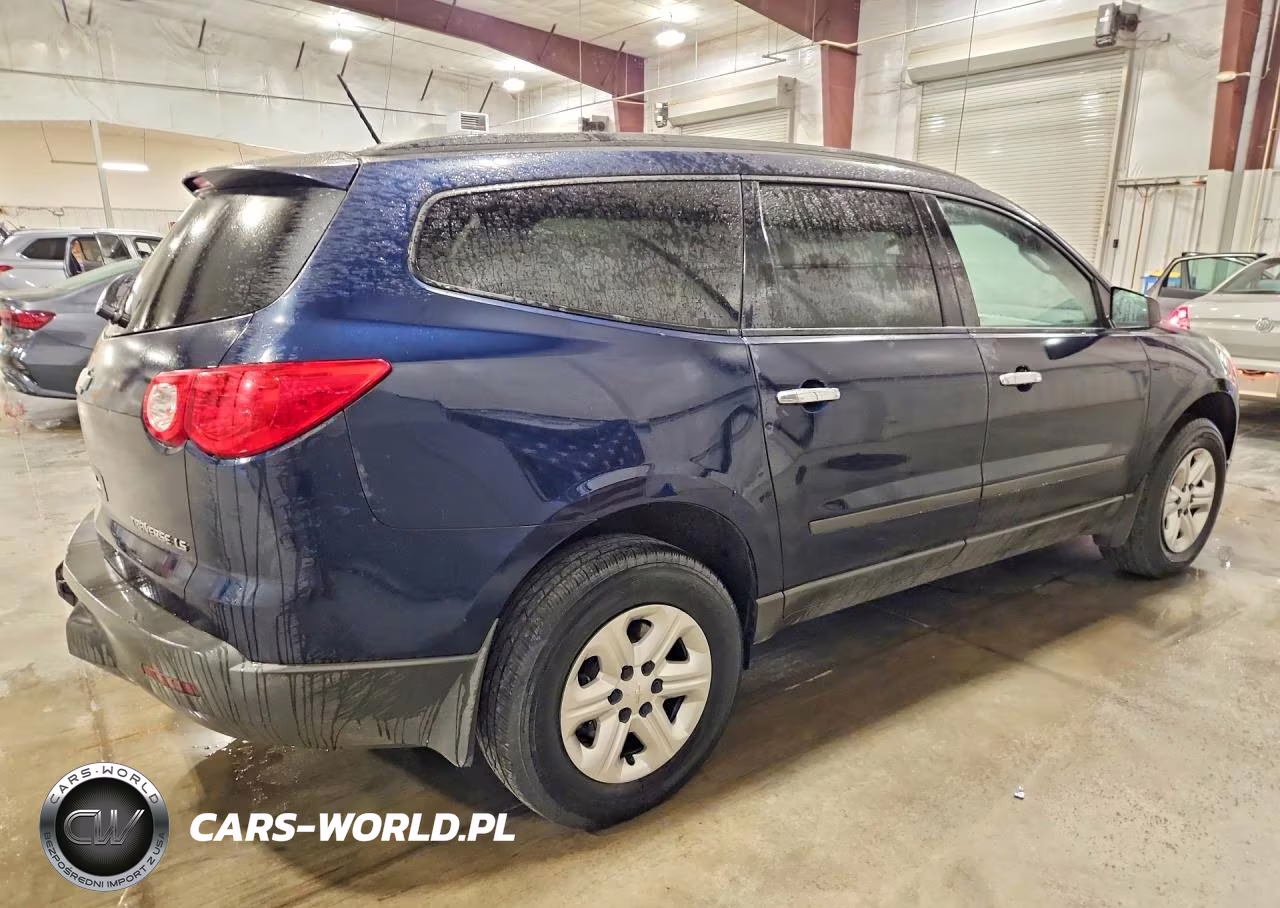 2012 Chevrolet Traverse Ls VIN:1GNKRFED9CJ172658 - 3