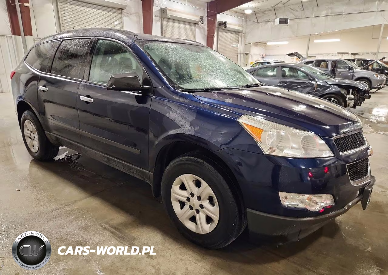 2012 Chevrolet Traverse Ls VIN:1GNKRFED9CJ172658 - 4