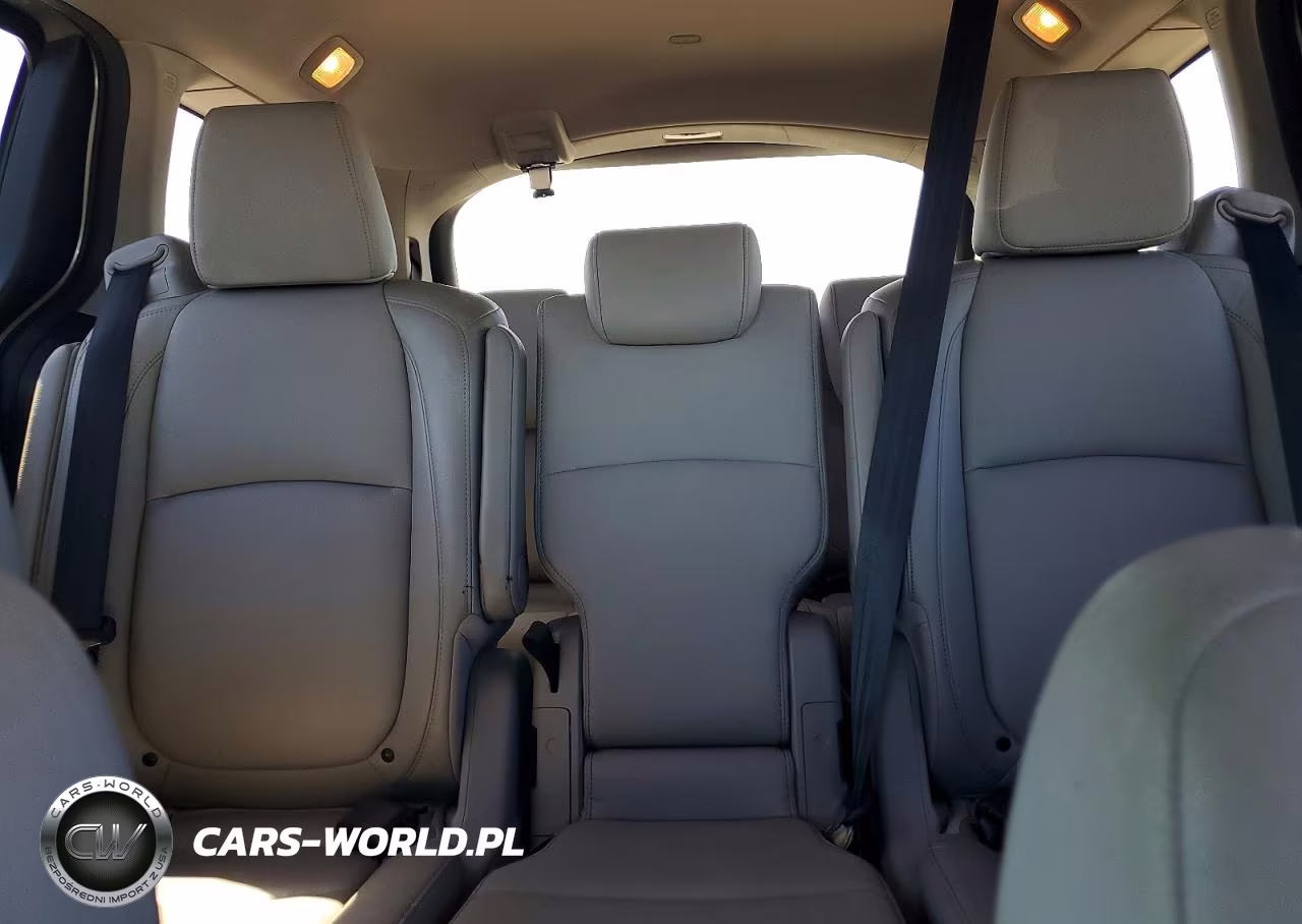 2022 Honda Odyssey Touring VIN:5FNRL6H85NB023343 - 10