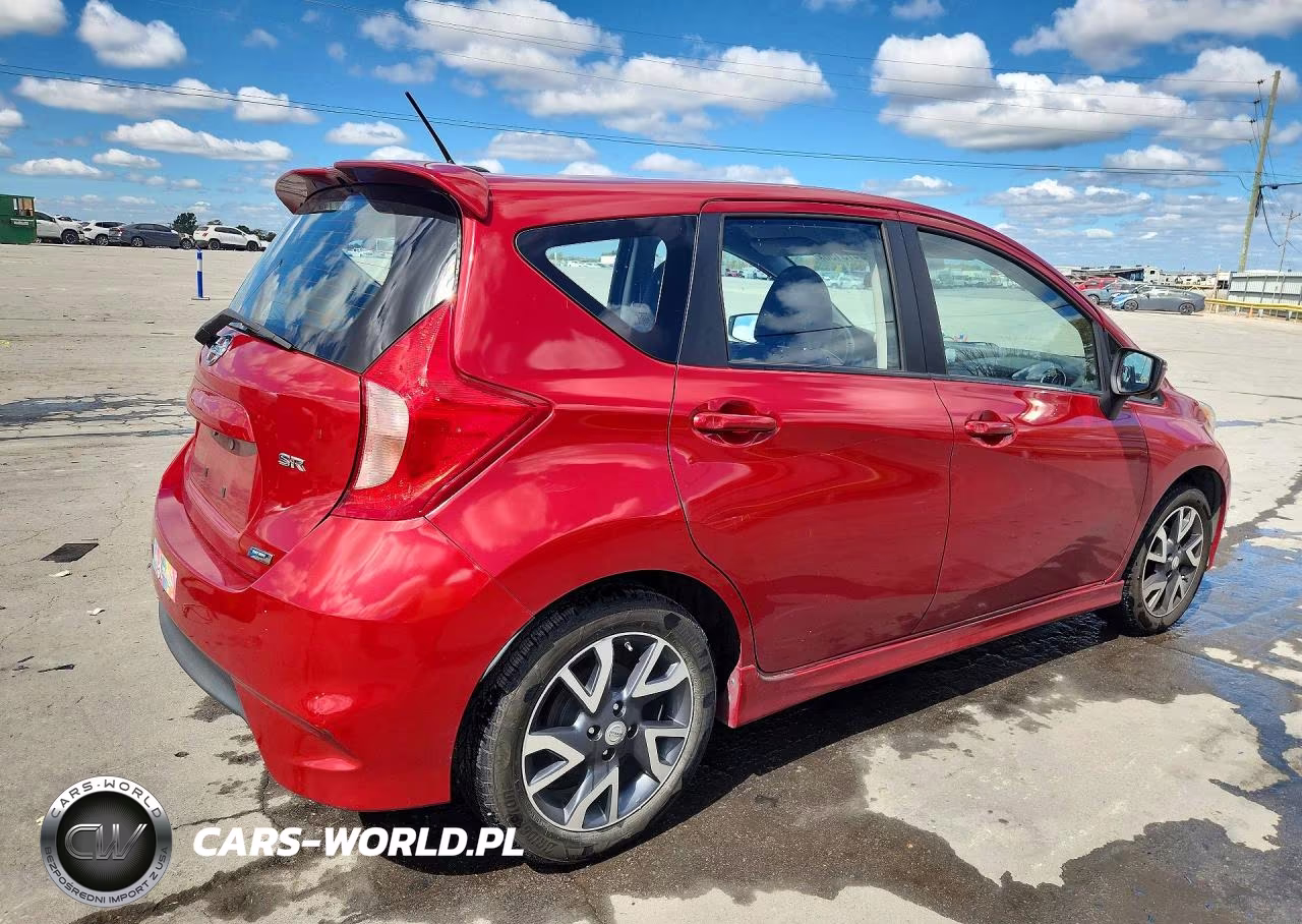 2015 Nissan Versa Note Sr VIN:3N1CE2CP6FL439981 - 3