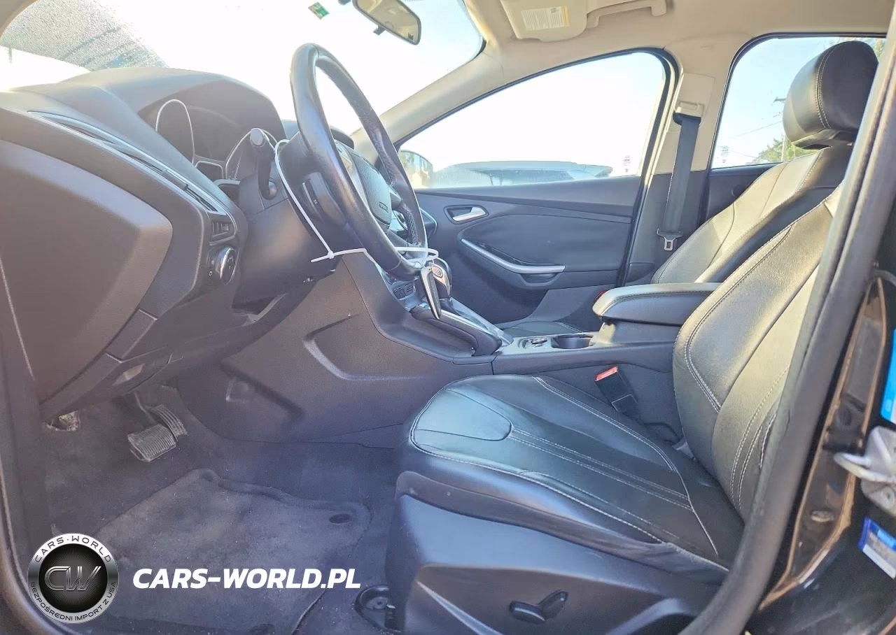 2014 Ford Focus Titanium VIN:1FADP3N26EL111317 - 7