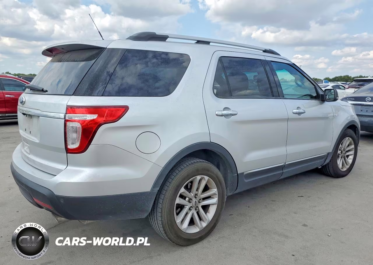 2011 Ford Explorer Xlt VIN:1FMHK7D87BGA19088 - 3