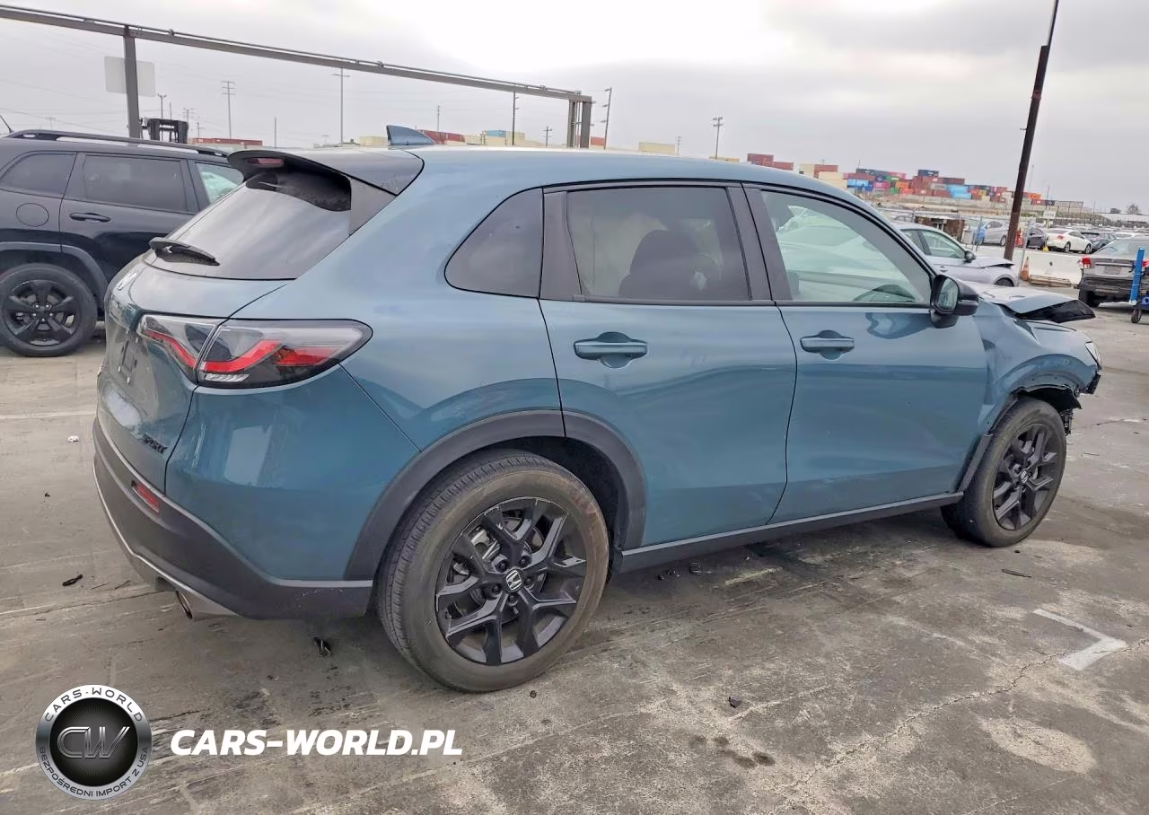 2025 Honda Hr-V Sport VIN:3CZRZ1H51SM752089 - 3
