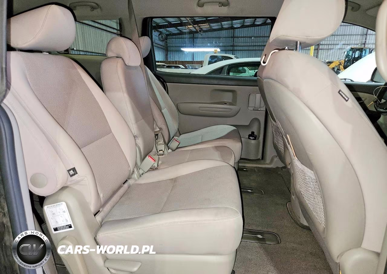 2017 Kia Sedona Lx VIN:KNDMB5C12H6233867 - 11