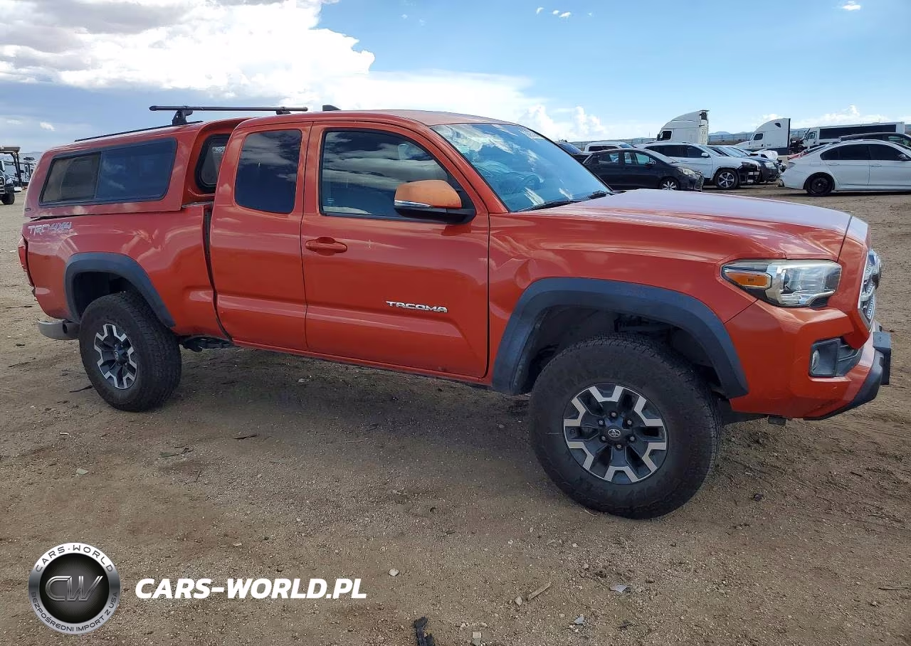 2017 Toyota Tacoma Trd Off-Road VIN:5TFSZ5AN0HX104710 - 4