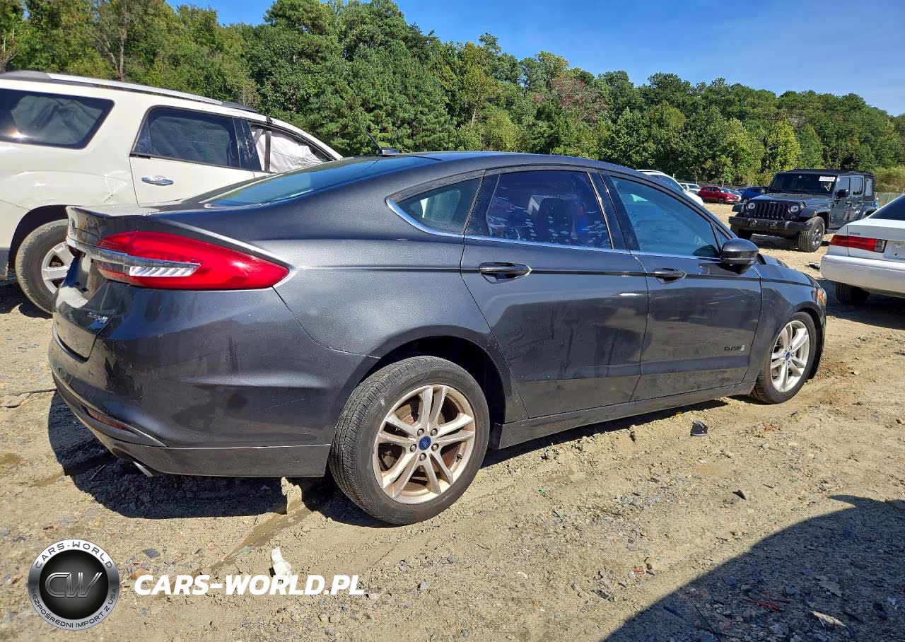 2018 Ford Fusion S Hybrid VIN:3FA6P0UU6JR122243 - 3