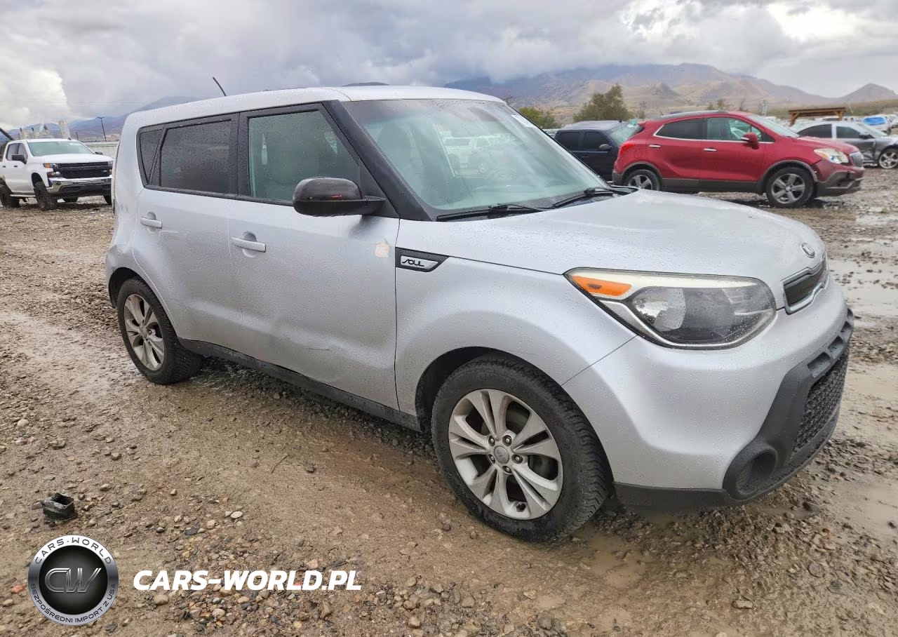 2015 Kia Soul + VIN:KNDJP3A59F7772928 - 4