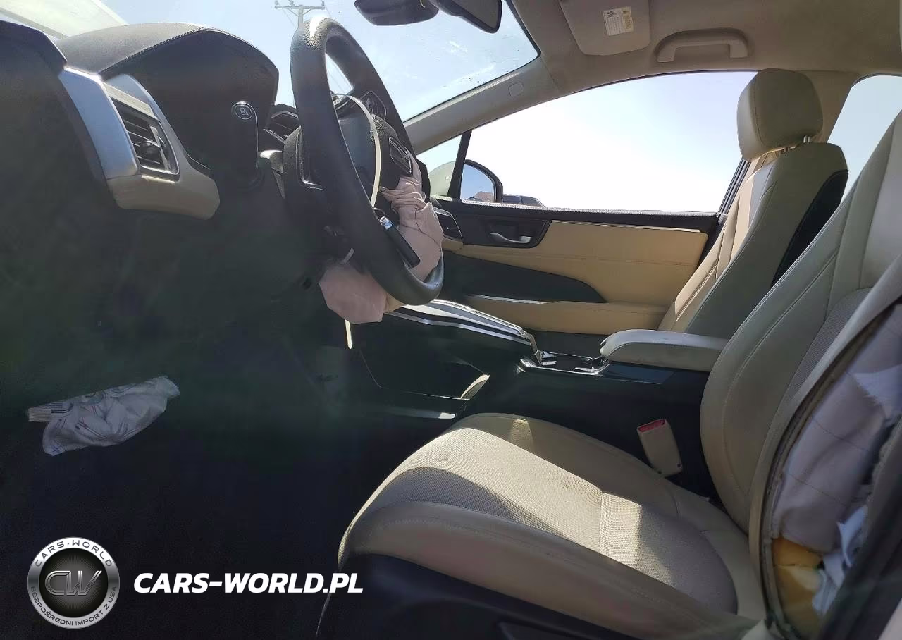 2018 Honda Clarity VIN:JHMZC5F14JC015434 - 7