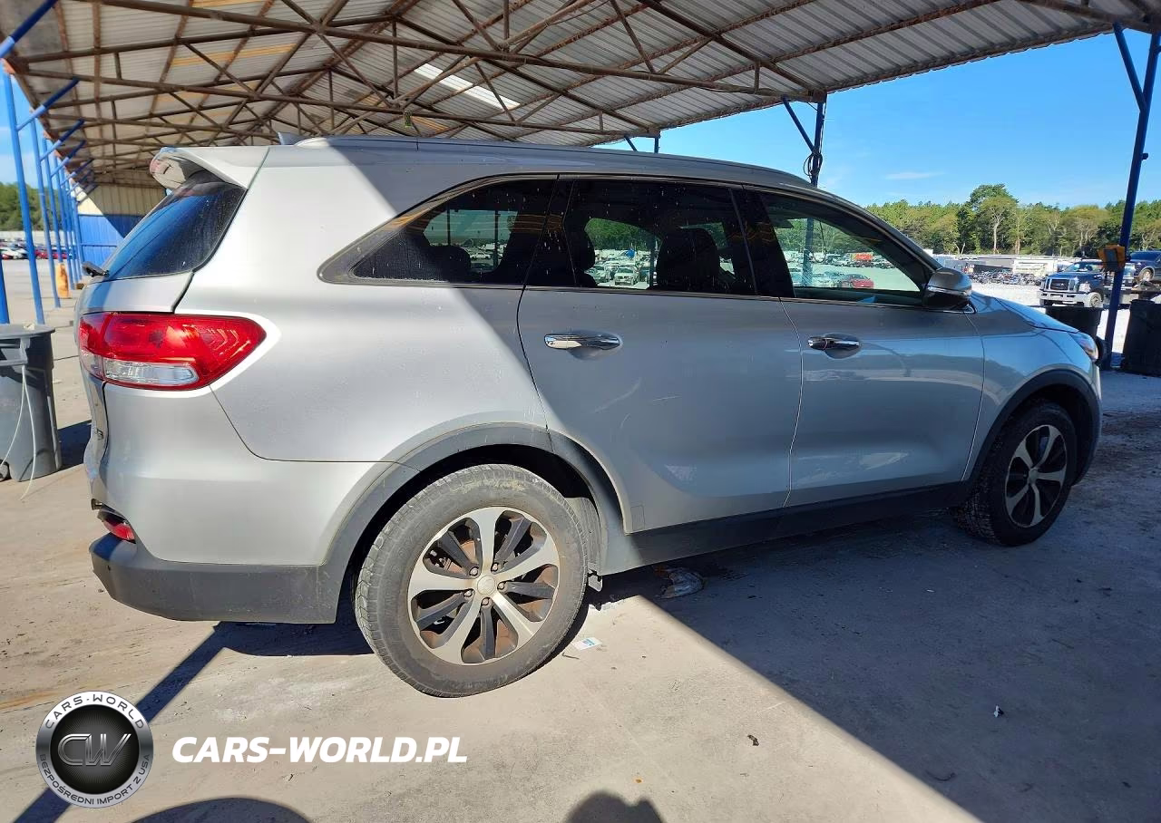2016 Kia Sorento Ex VIN:5XYPH4A58GG008893 - 3