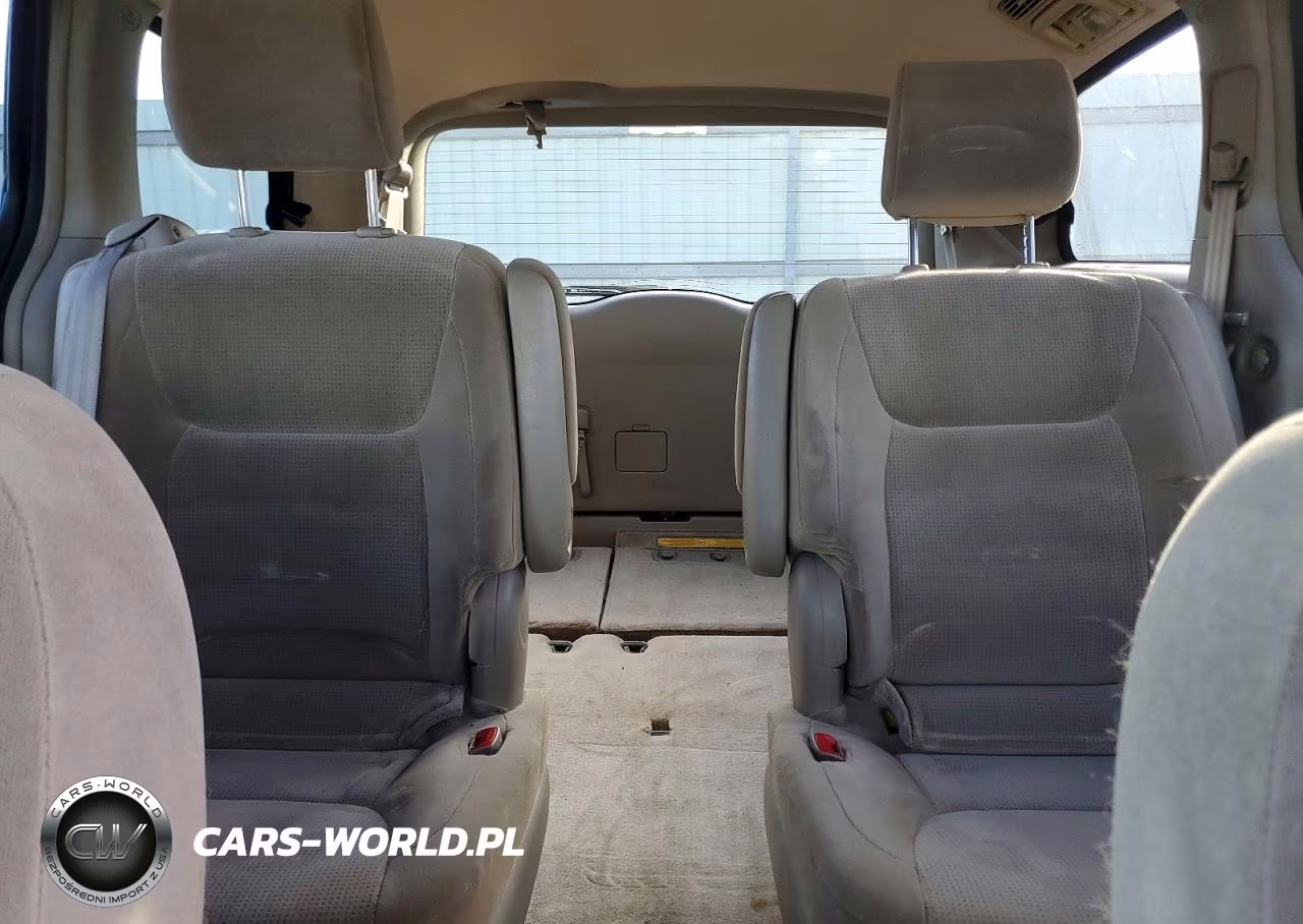 2010 Toyota Sienna Le 7-Passenger VIN:5TDKK4CC7AS316056 - 10