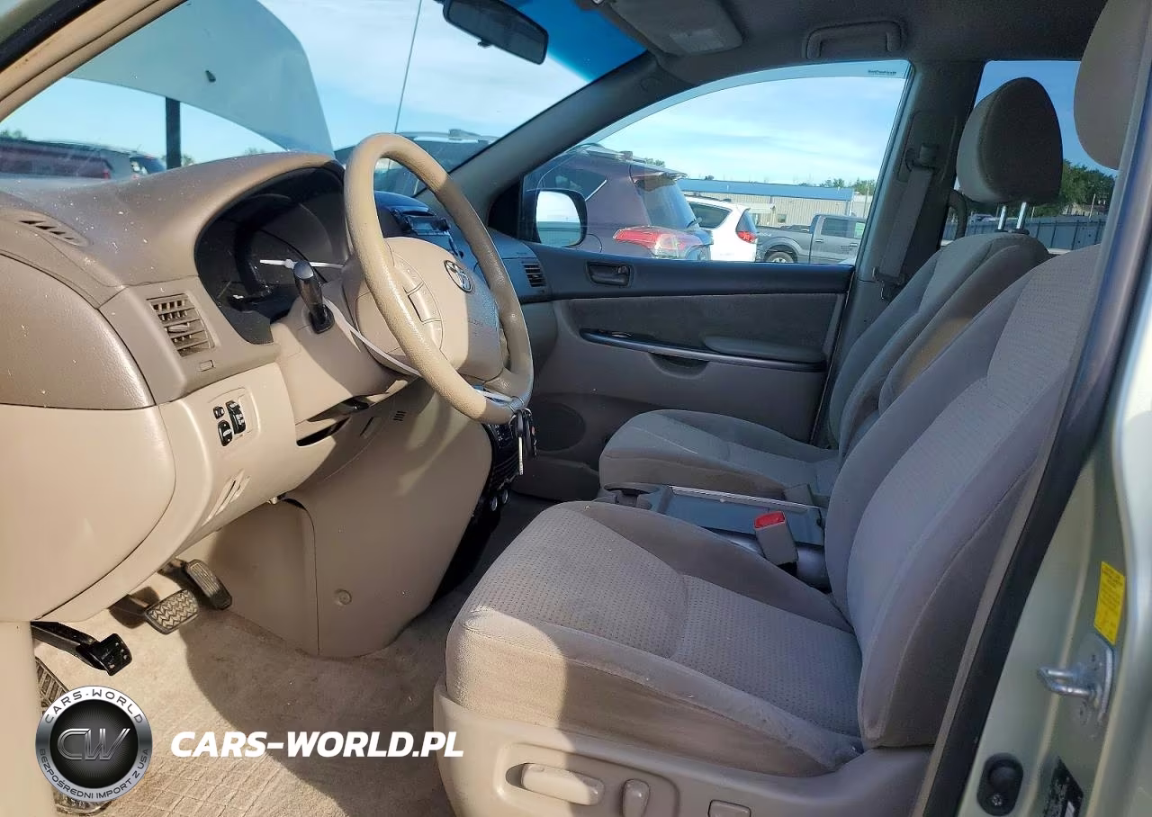 2010 Toyota Sienna Le 7-Passenger VIN:5TDKK4CC7AS316056 - 7