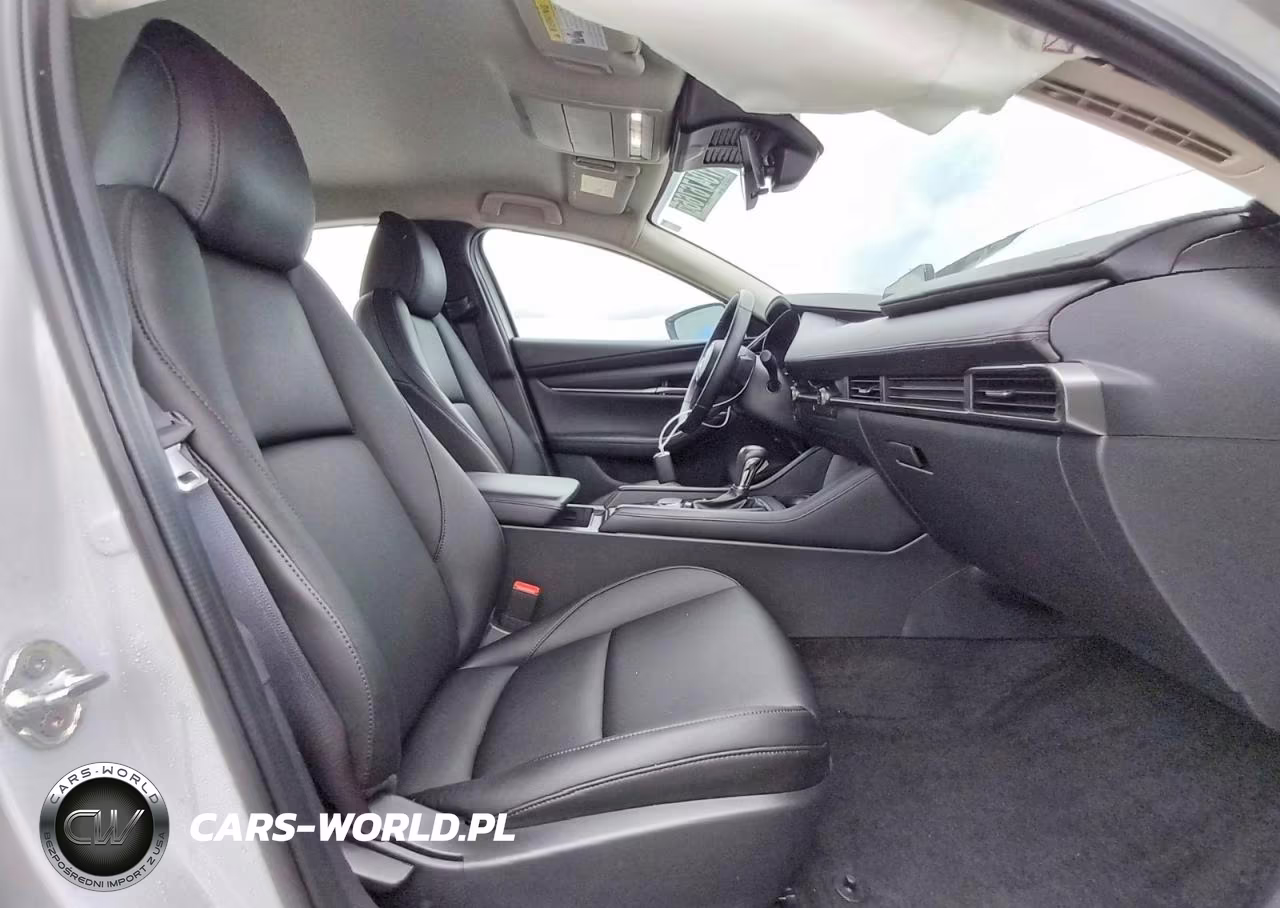 2026 Mazda 3 Select Sport VIN:JM1BPABL4T1865943 - 13