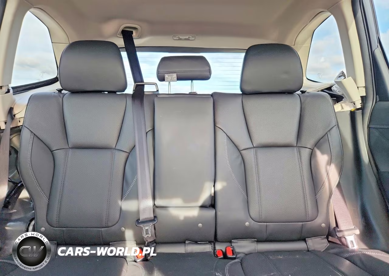 2021 Subaru Forester Touring VIN:JF2SKAXC5MH487861 - 10