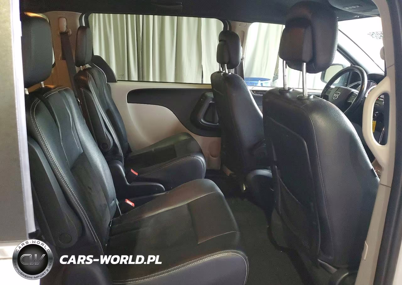 2019 Dodge Grand Caravan Sxt VIN:2C4RDGCG2KR723838 - 11