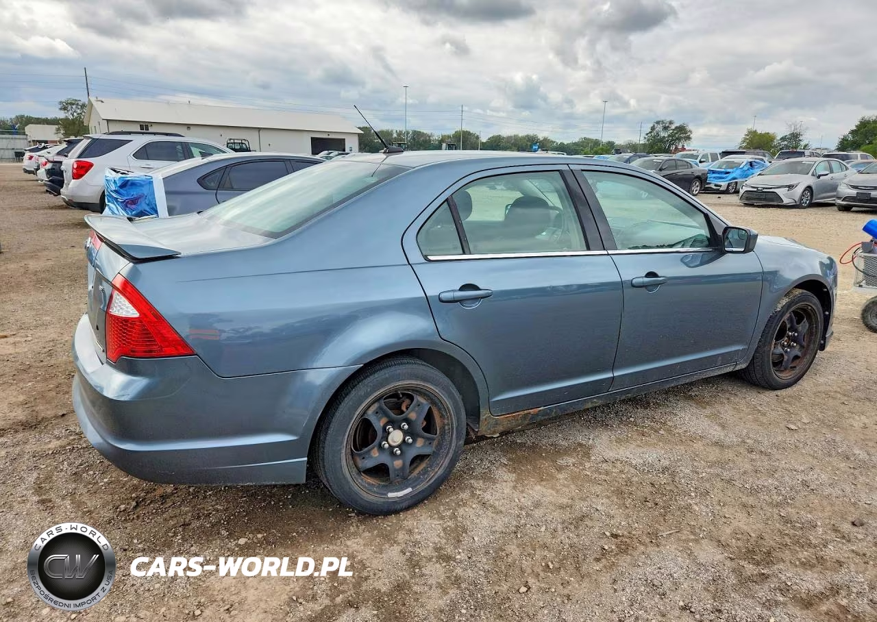 2011 Ford Fusion Se VIN:3FAHP0HG9BR319115 - 3