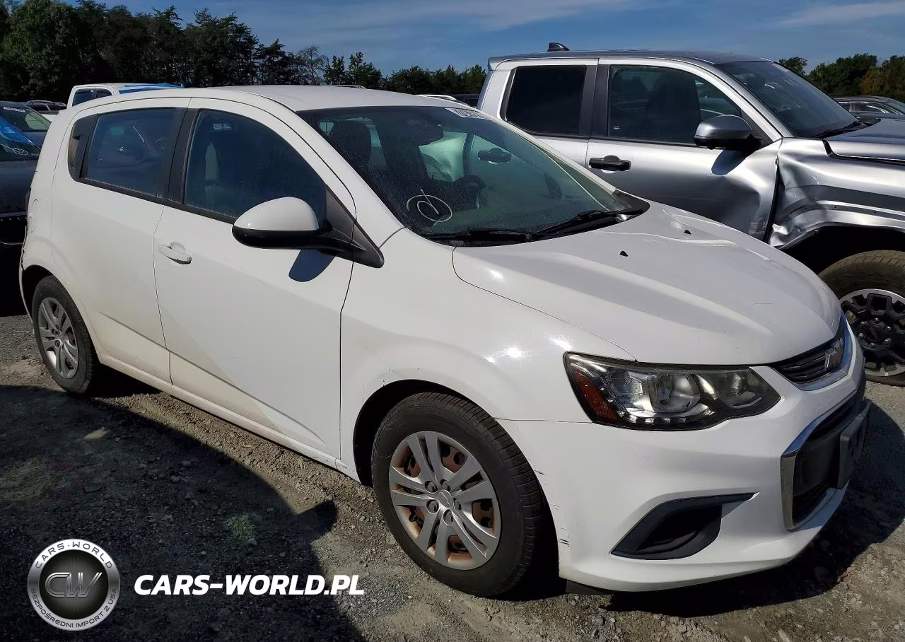 2017 Chevrolet Sonic VIN:1G1JG6SH1H4172766 - 4