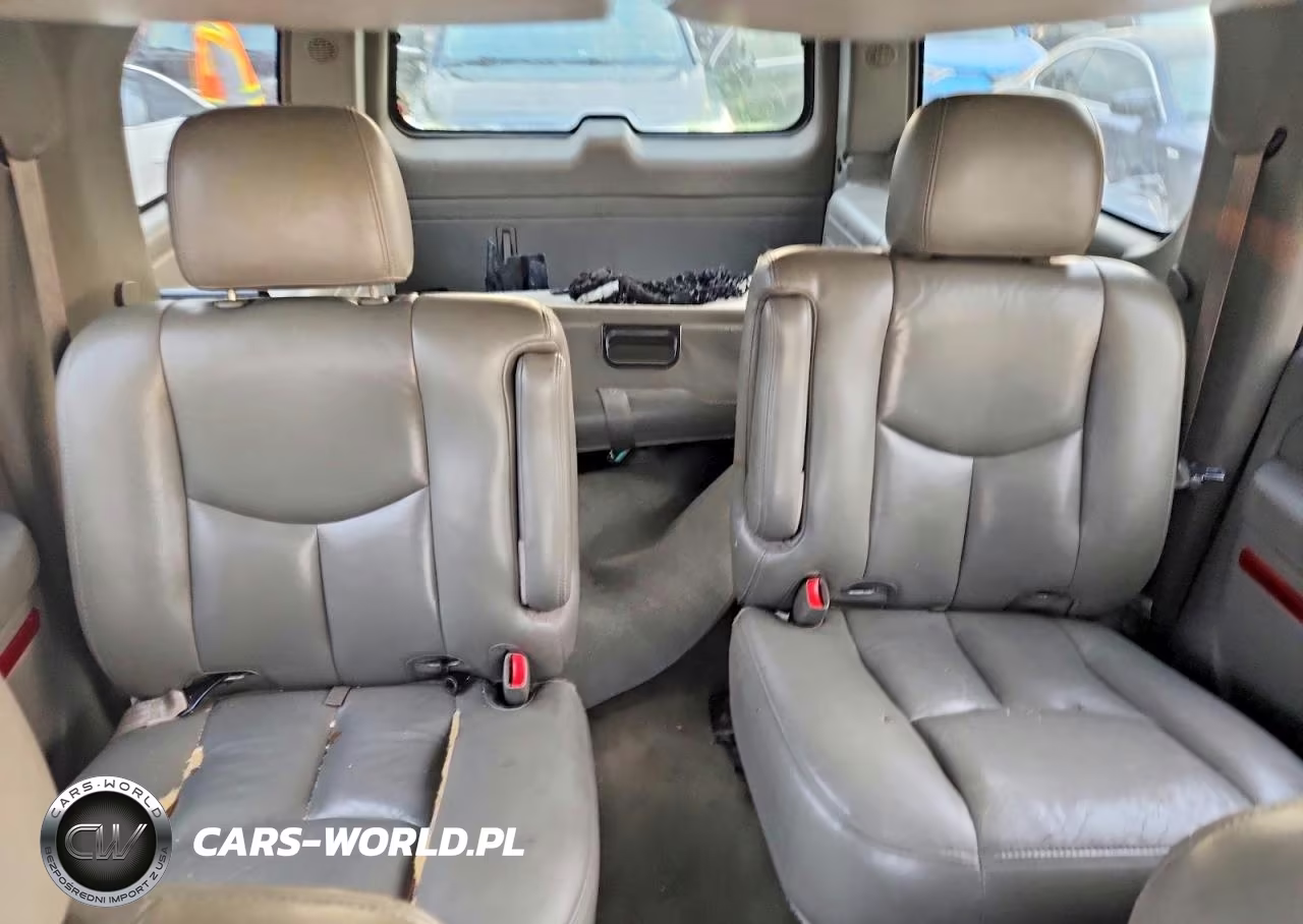 2005 GMC Yukon Xl C1500 VIN:1GKEC16Z35R109830 - 10