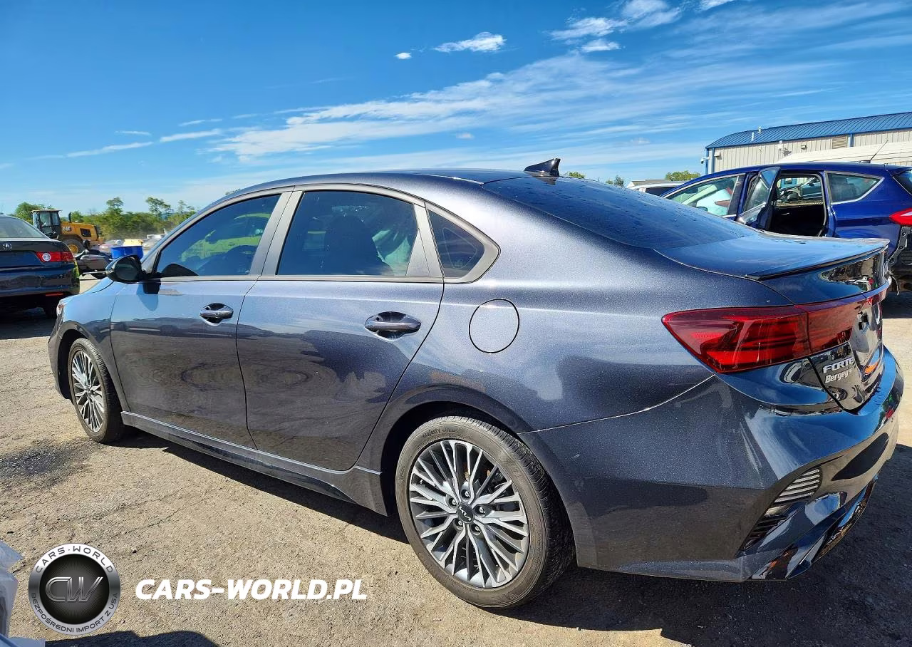 2023 Kia Forte Gt Line VIN:3KPF54AD4PE613342 - 2