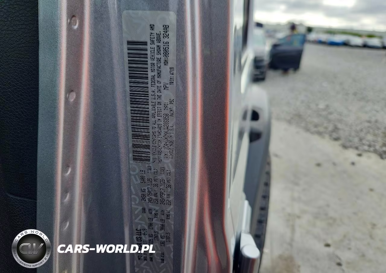 2018 Jeep Wrangler Unlimited Sport VIN:1C4HJXDNXJW206858 - 12