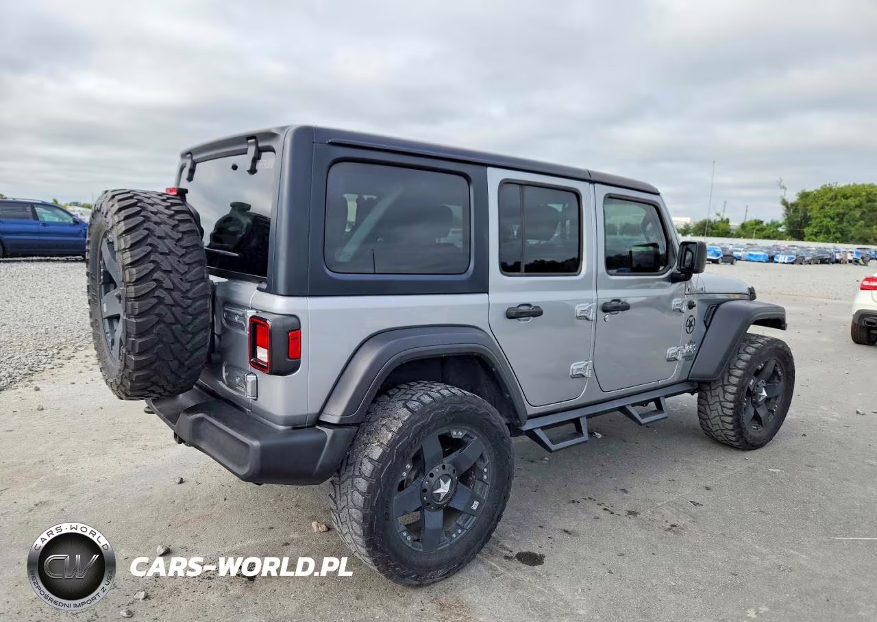2018 Jeep Wrangler Unlimited Sport VIN:1C4HJXDNXJW206858 - 3