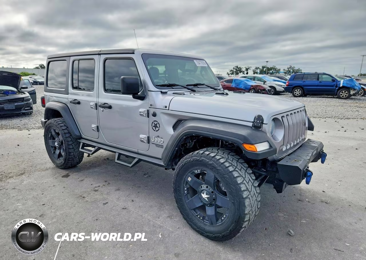 2018 Jeep Wrangler Unlimited Sport VIN:1C4HJXDNXJW206858 - 4