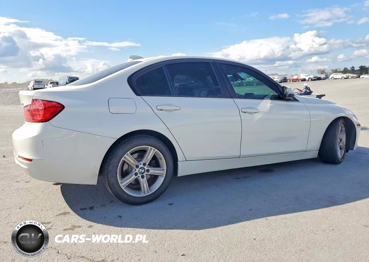 2013 BMW 328 I VIN:WBA3A5G59DNP19911 - 3