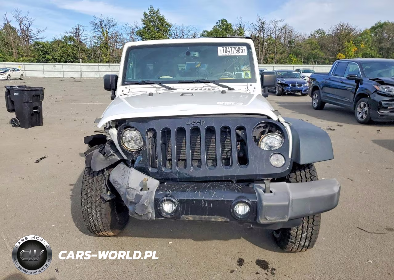 2017 Jeep Wrangler Unlimited Sport VIN:1C4HJWDG7HL542104 - 5