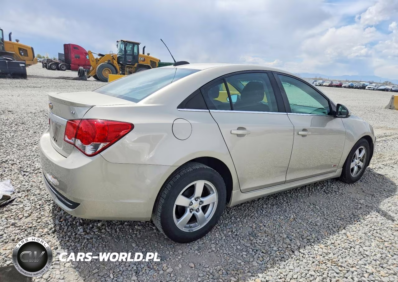 2015 Chevrolet Cruze Lt VIN:1G1PC5SB5F7178478 - 3