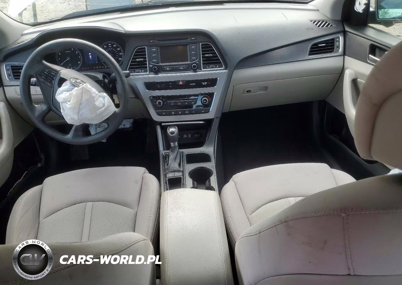 2015 Hyundai Sonata Sport VIN:5NPE34AF3FH023713 - 8