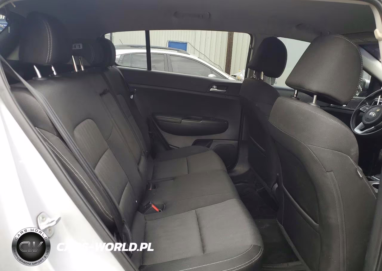 2020 Kia Sportage Lx VIN:KNDPMCAC9L7799687 - 10