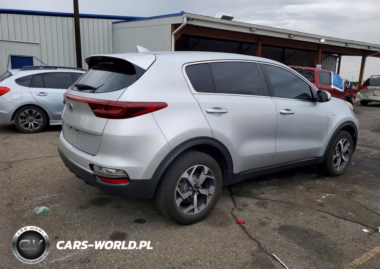 2020 Kia Sportage Lx VIN:KNDPMCAC9L7799687 - 3