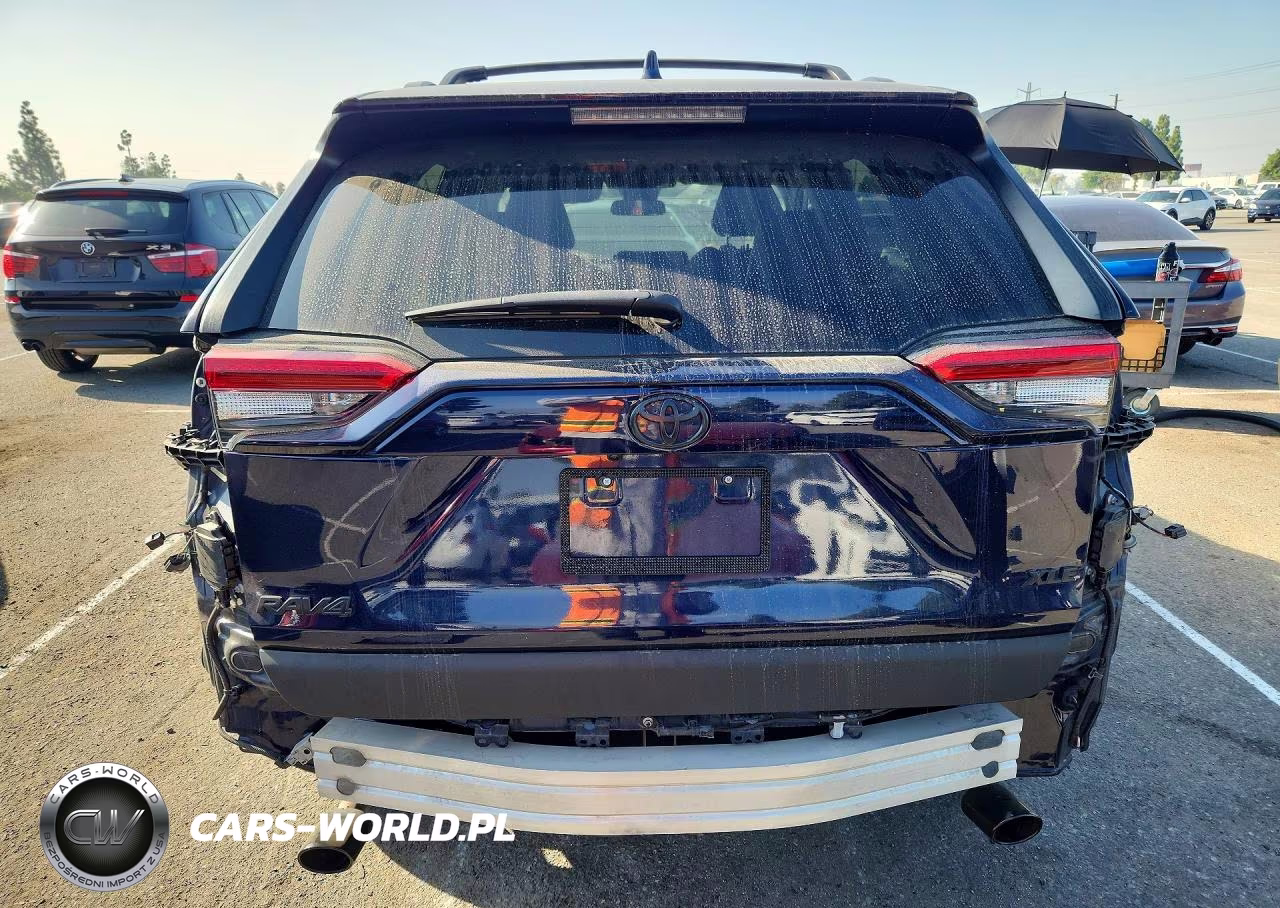 2022 Toyota Rav4 Xle Premium VIN:2T3C1RFV8NW235816 - 6