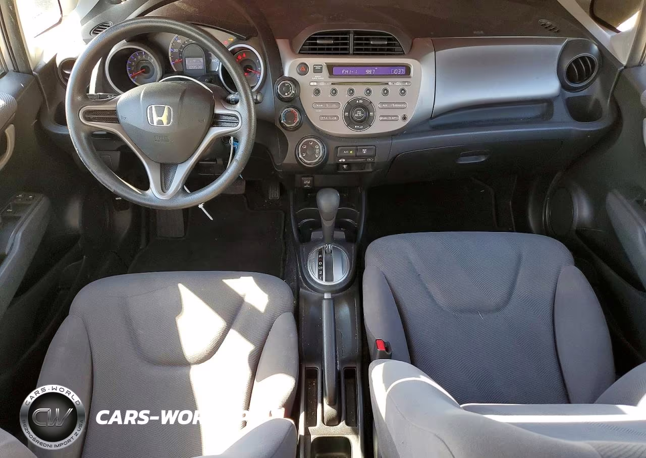 2009 Honda Fit VIN:JHMGE88279S025000 - 8