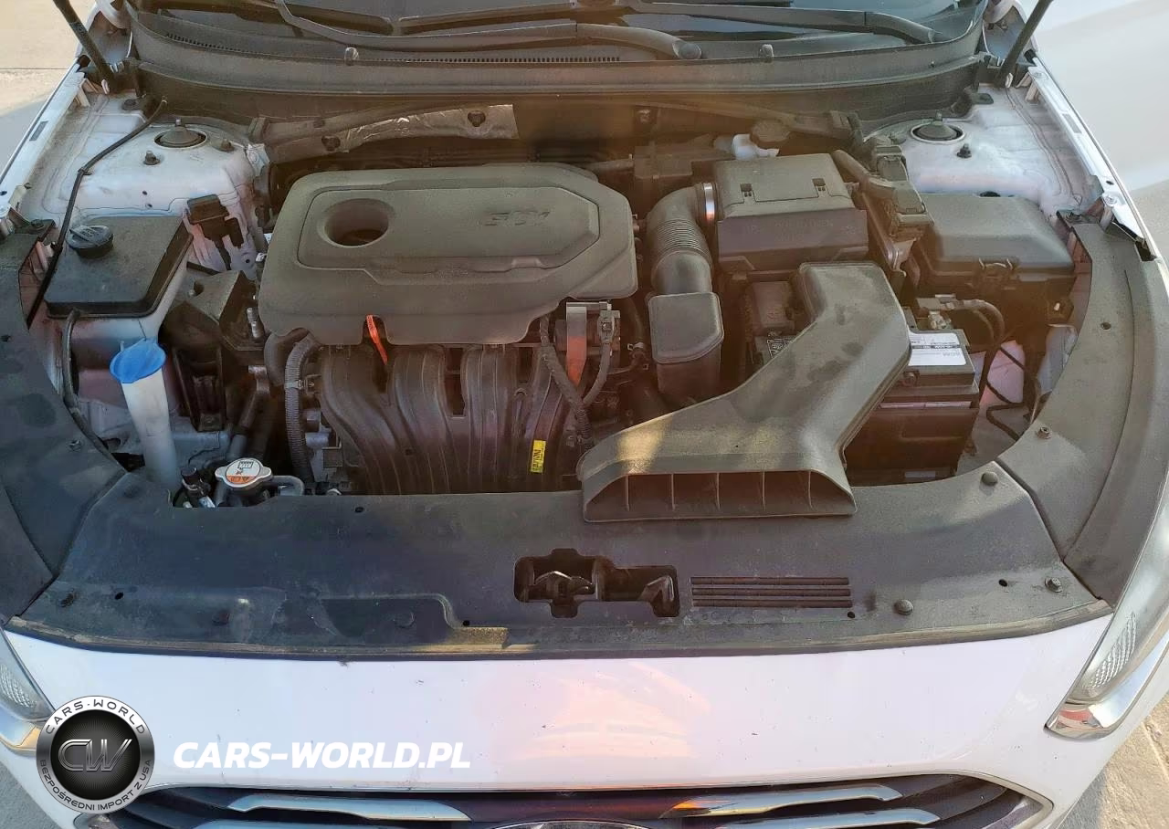 2018 Hyundai Sonata Sport VIN:5NPE34AF4JH667472 - 11