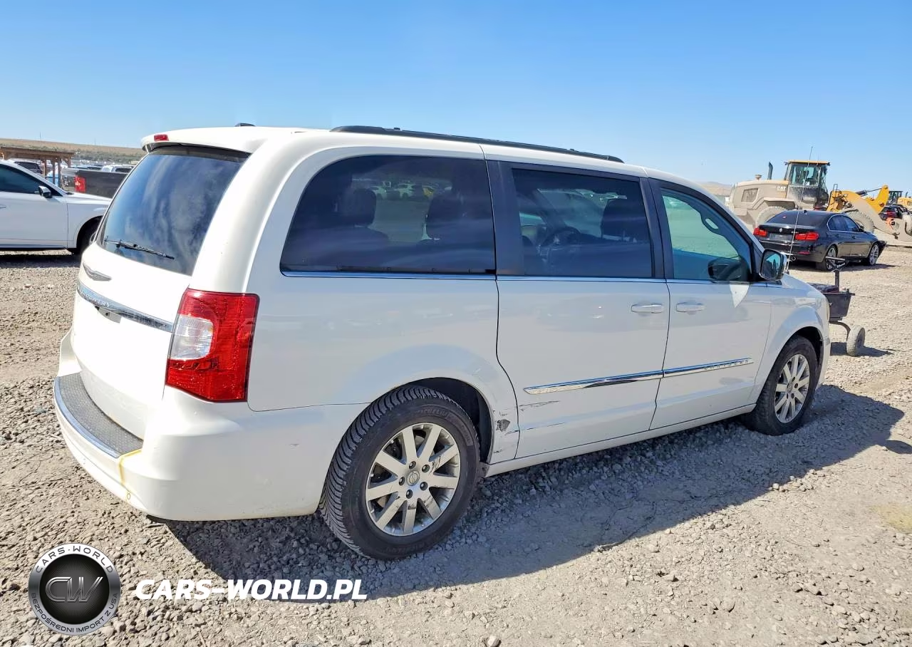 2012 Chrysler Town & Country Touring L VIN:2C4RC1CG6CR151402 - 3