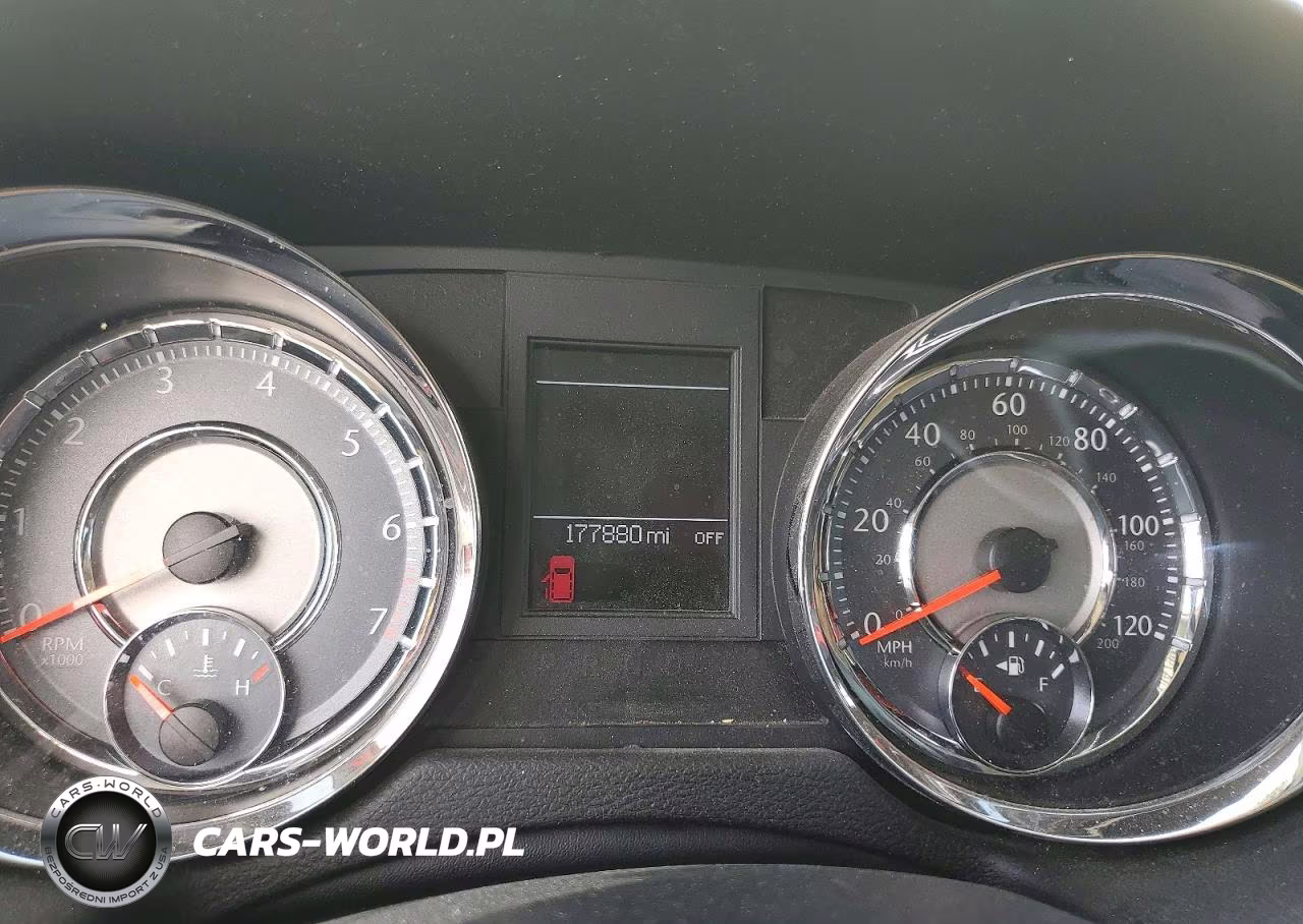 2012 Chrysler Town & Country Touring L VIN:2C4RC1CG6CR151402 - 9