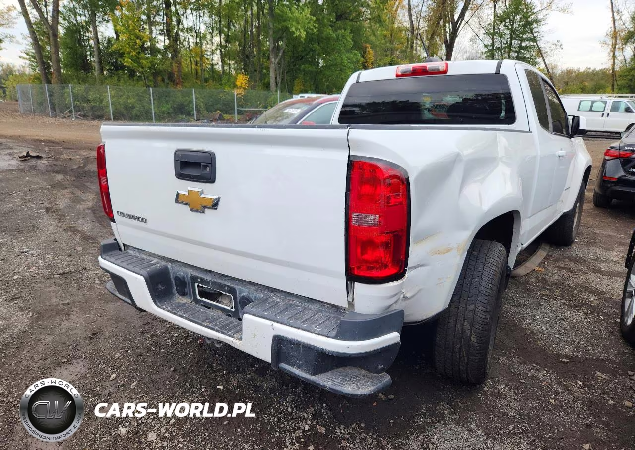2017 Chevrolet Colorado VIN:1GCHTBEAXH1163672 - 3
