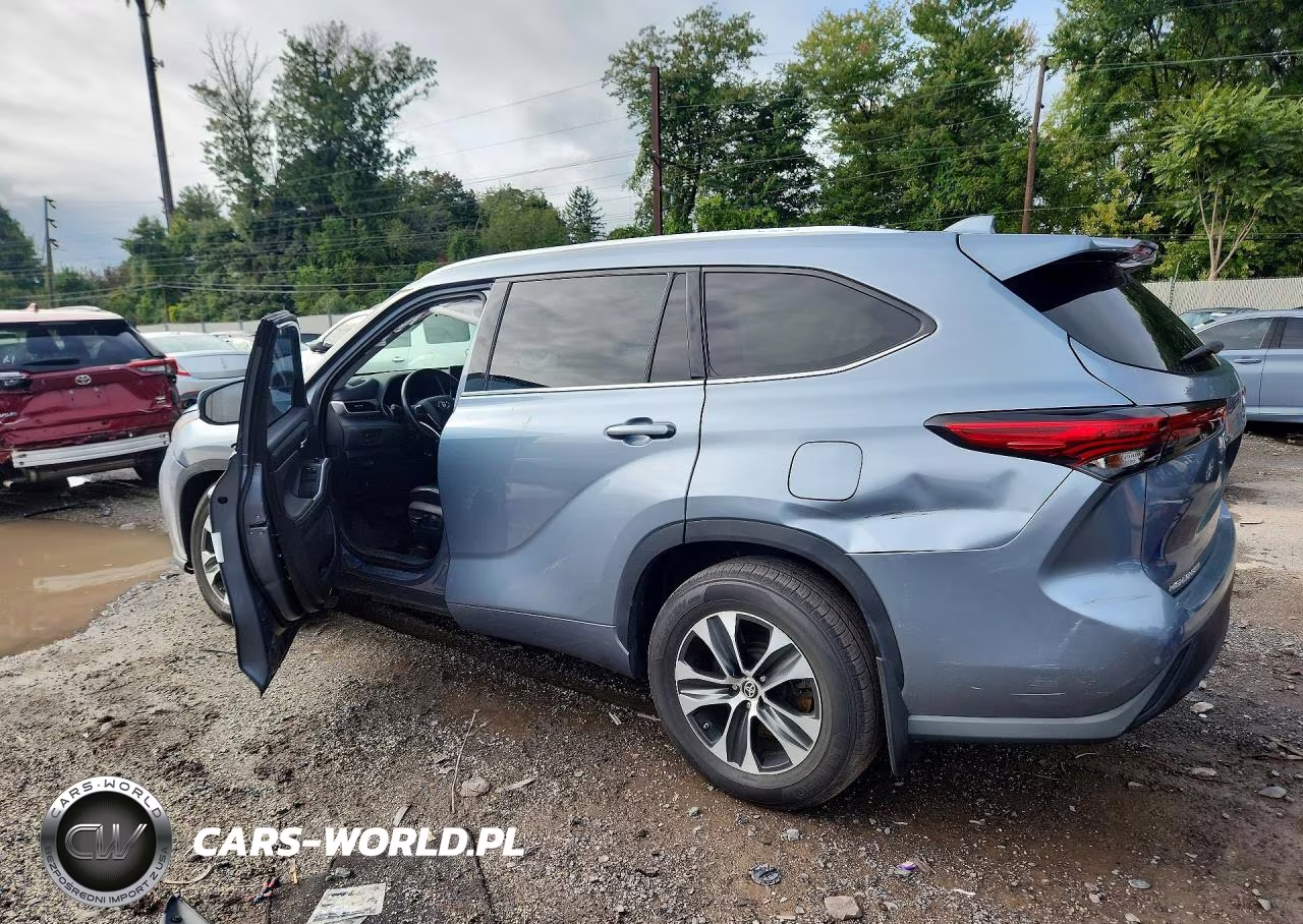 2021 Toyota Highlander Xle VIN:5TDHZRBHXMS093404 - 2