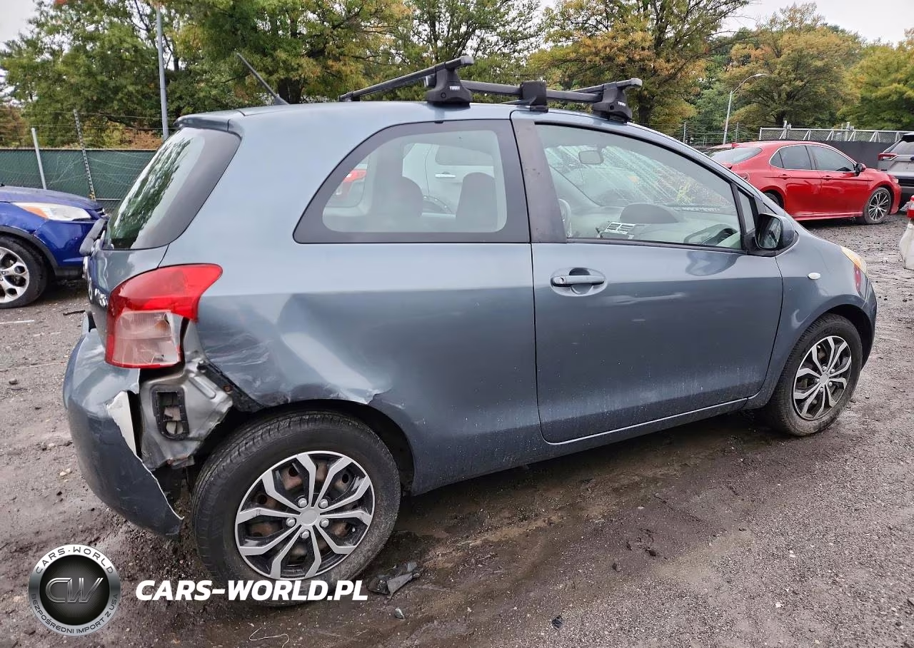 2007 Toyota Yaris Base VIN:JTDJT903X75061024 - 3