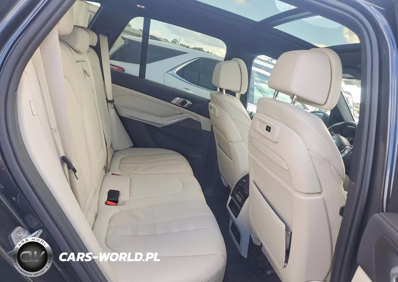 2020 BMW X5 xDrive40I VIN:5UXCR6C00LLL82601 - 11