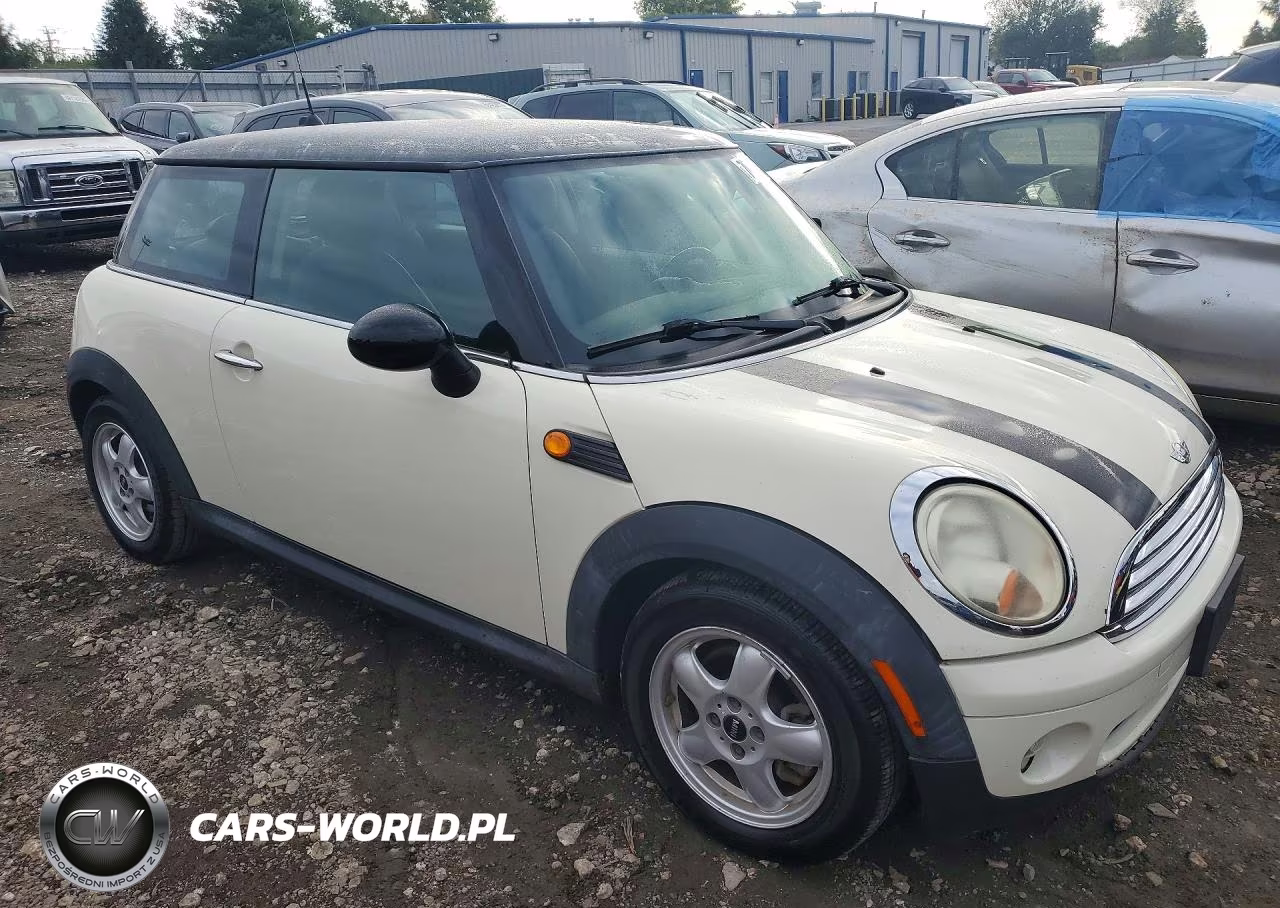 2010 Mini Cooper VIN:WMWMF3C56ATZ64480 - 4