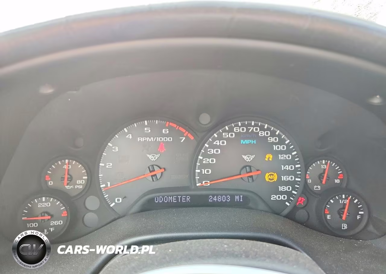 2002 Chevrolet Corvette VIN:1G1YY32G025126168 - 9