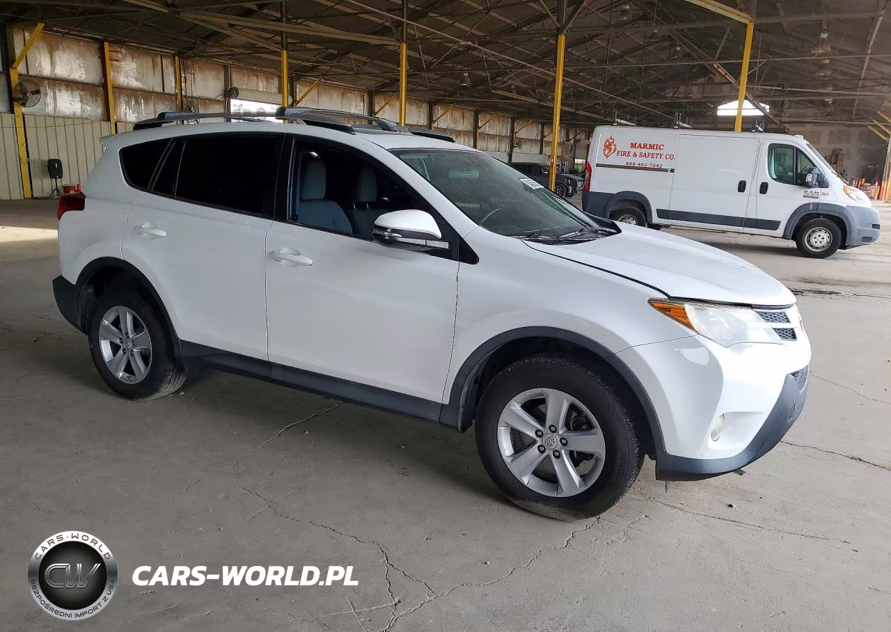 2014 Toyota Rav4 Xle VIN:2T3RFREV6EW165651 - 4