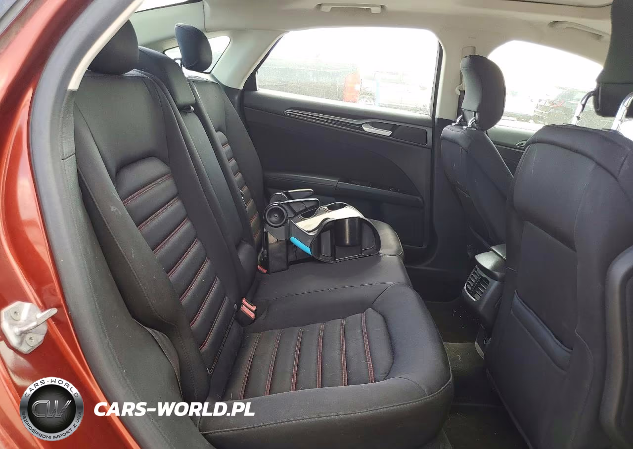 2014 Ford Fusion Se VIN:3FA6P0HDXER108247 - 10