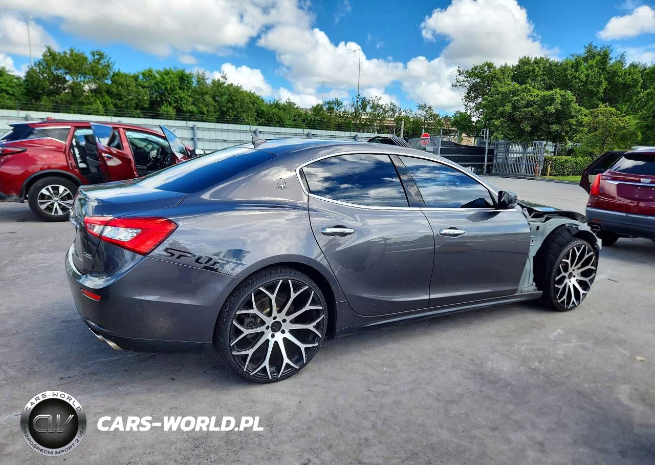2016 Maserati Ghibli VIN:ZAM57XSA3G1179487 - 3